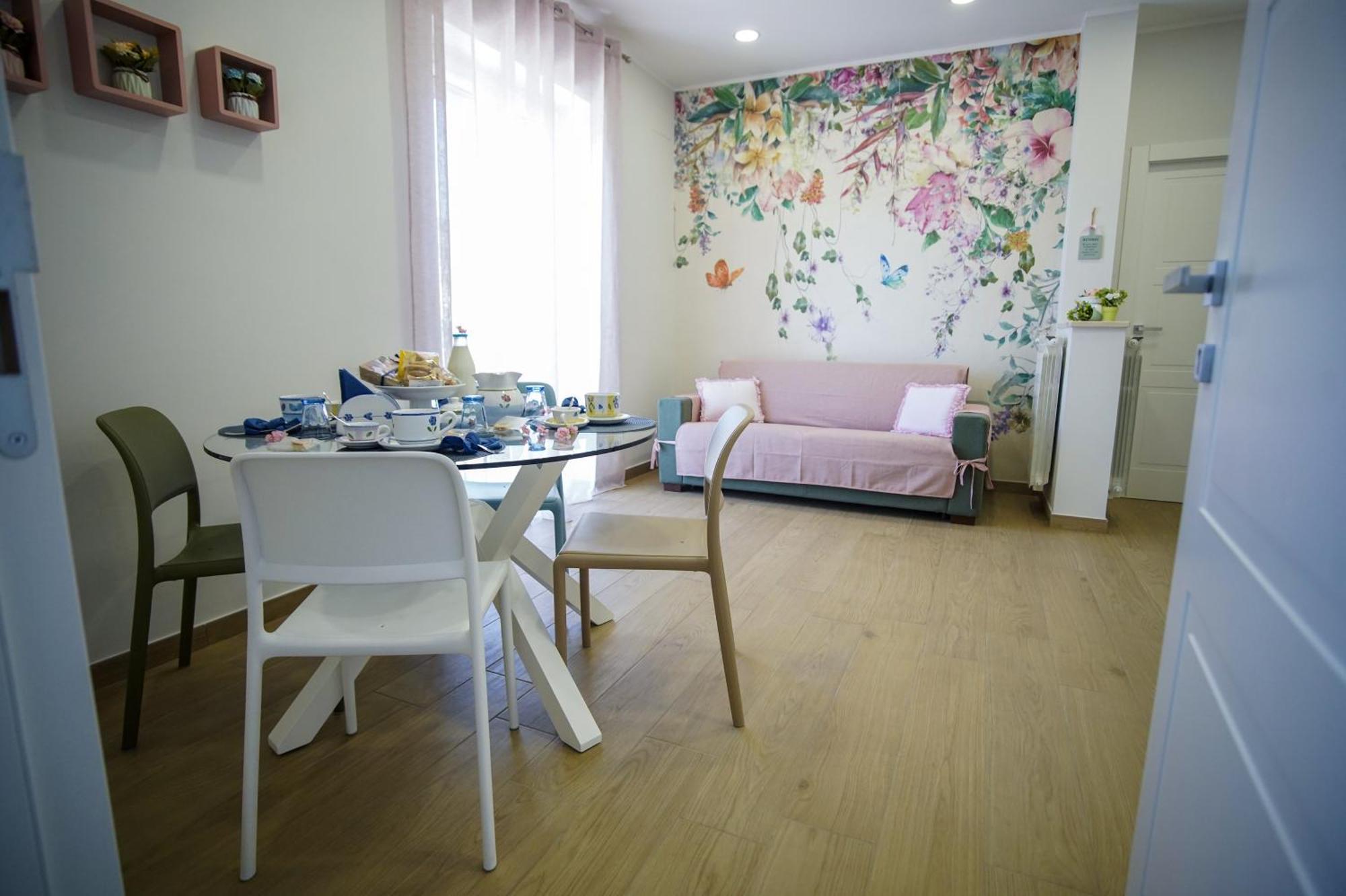 Stabiahome And Sea